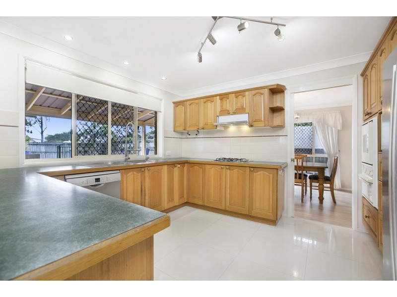 16 Coral Close, Manly West QLD 4179