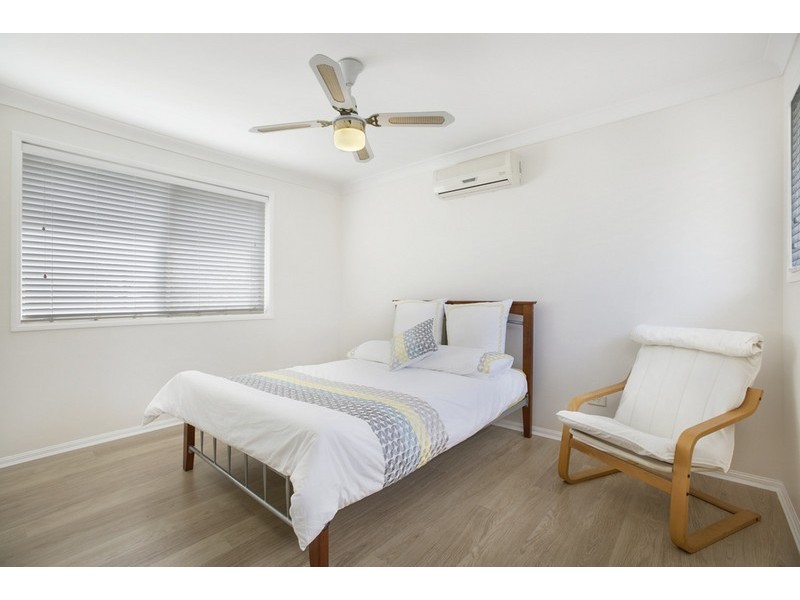 16 Coral Close, Manly West QLD 4179