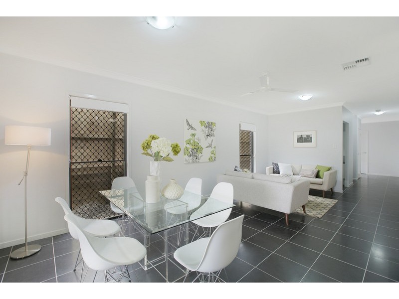 112 Sandy Camp Road, Wynnum West QLD 4178