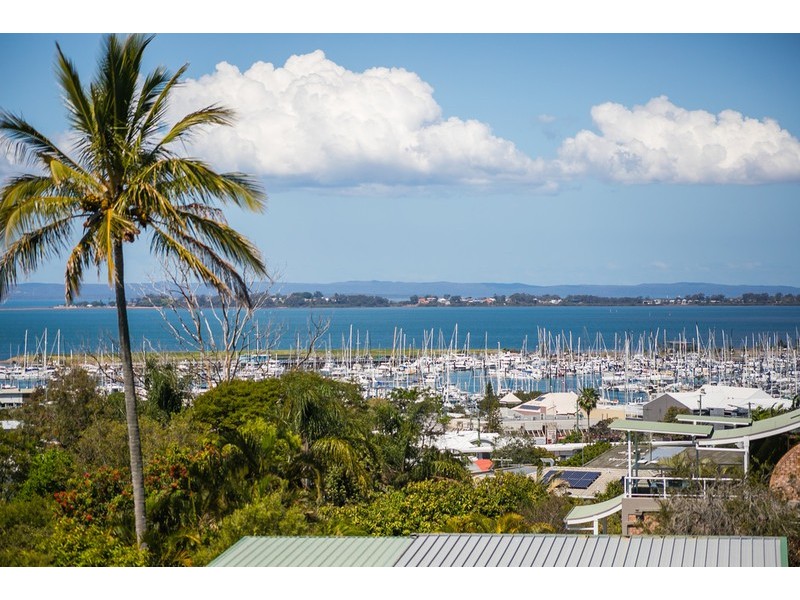 96 Carlton Terrace, Manly QLD 4179