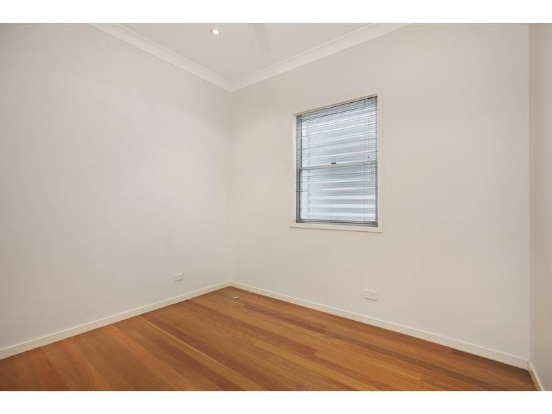 11 Ryder Street, Wynnum QLD 4178
