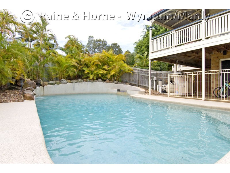 1 Caelum Close, Wynnum QLD 4178