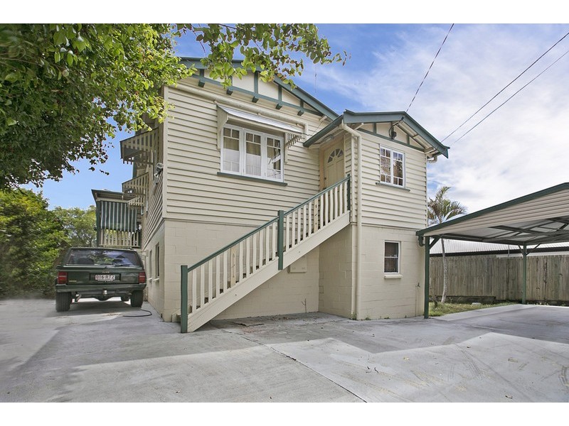 11 Moreton Avenue, Wynnum QLD 4178