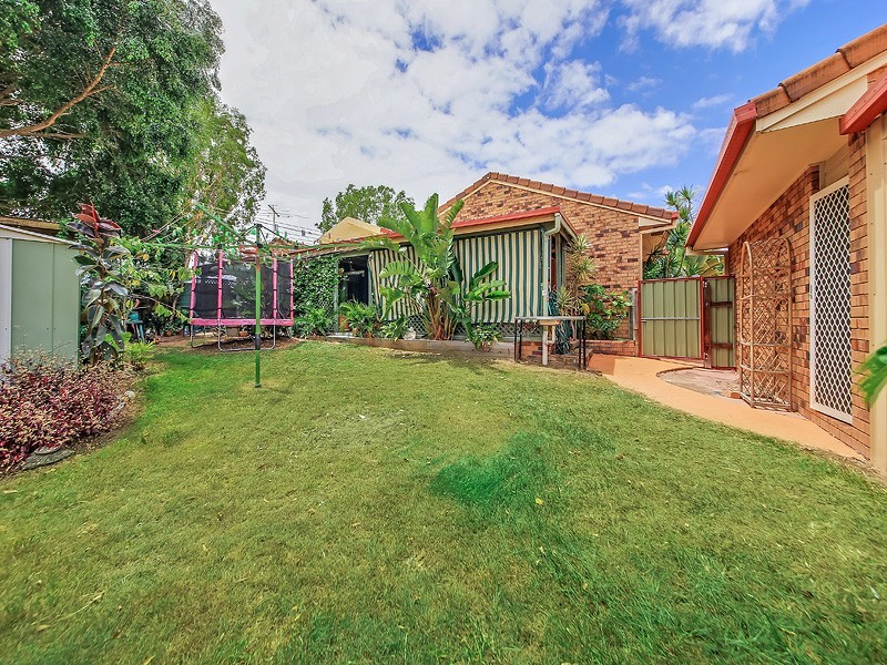 8 Hydrus Place, Wynnum QLD 4178