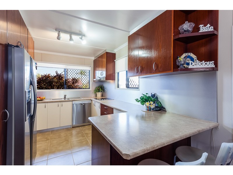 16 Natasha Street, Wynnum West QLD 4178