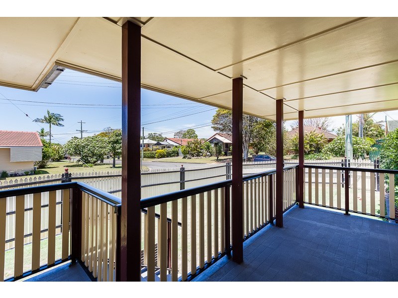 16 Natasha Street, Wynnum West QLD 4178
