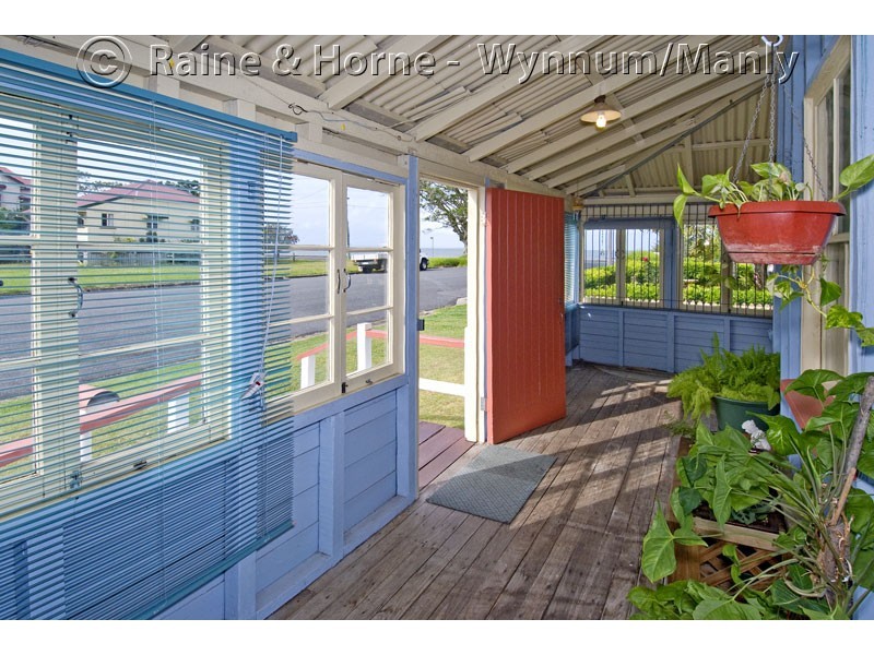 12 Alkoomie Street, Wynnum QLD 4178