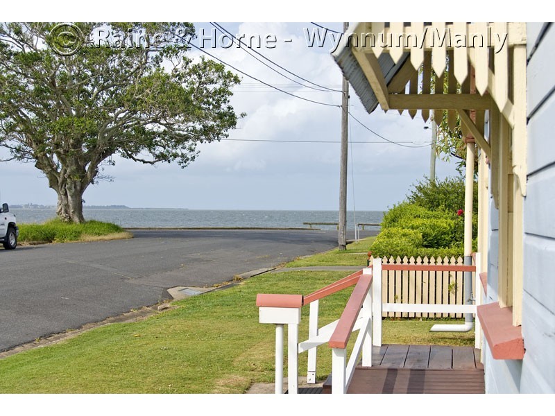 12 Alkoomie Street, Wynnum QLD 4178