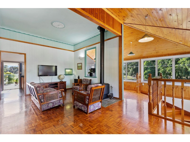 337 UPPER ESPLANADE, Manly QLD 4179