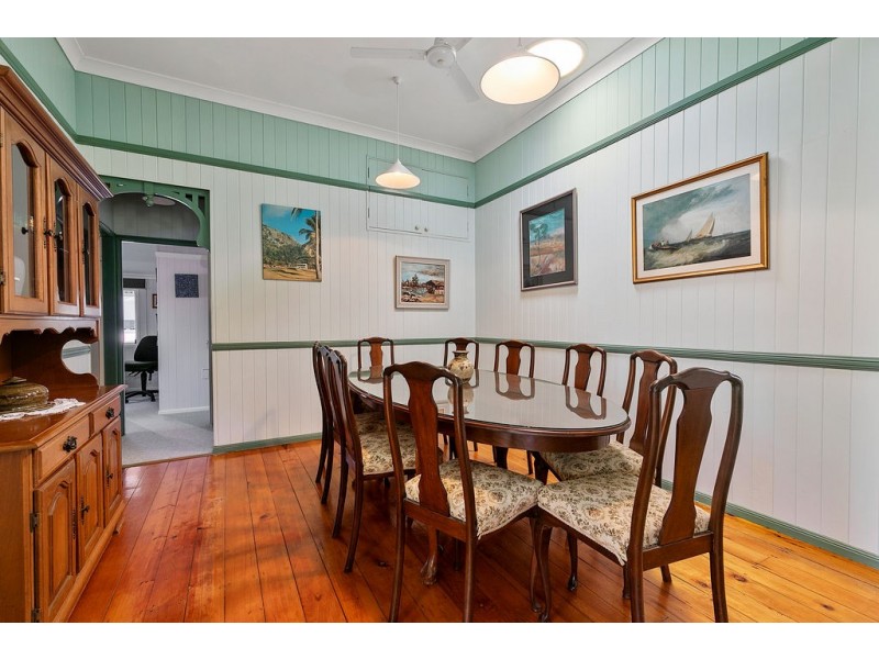 337 UPPER ESPLANADE, Manly QLD 4179