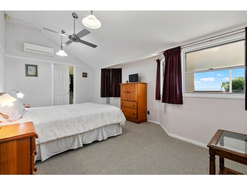 337 UPPER ESPLANADE, Manly QLD 4179