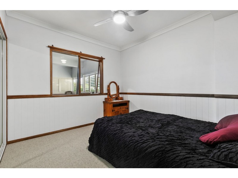 337 UPPER ESPLANADE, Manly QLD 4179