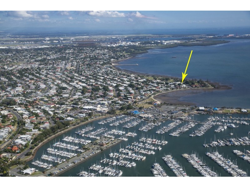 337 UPPER ESPLANADE, Manly QLD 4179