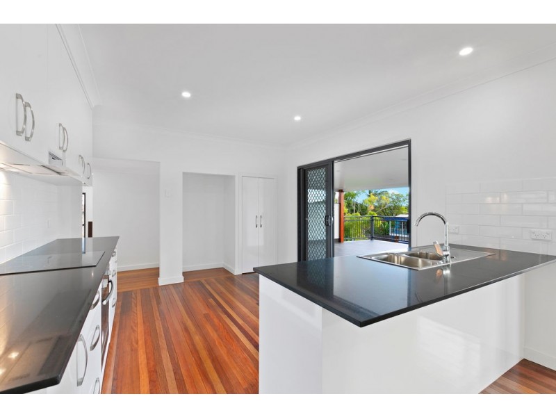 58 ROSENEATH PARADE, Wynnum West QLD 4178
