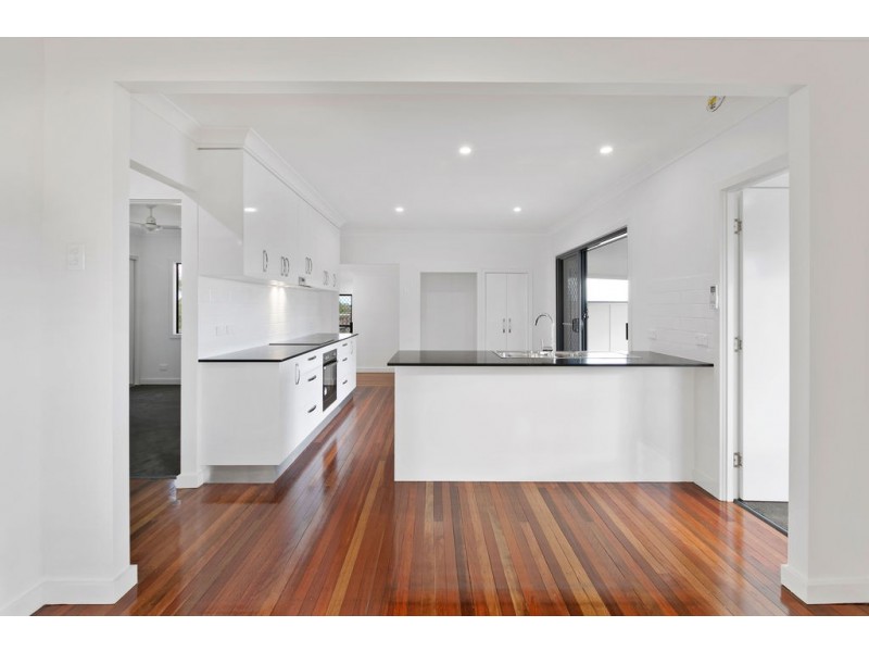 58 ROSENEATH PARADE, Wynnum West QLD 4178