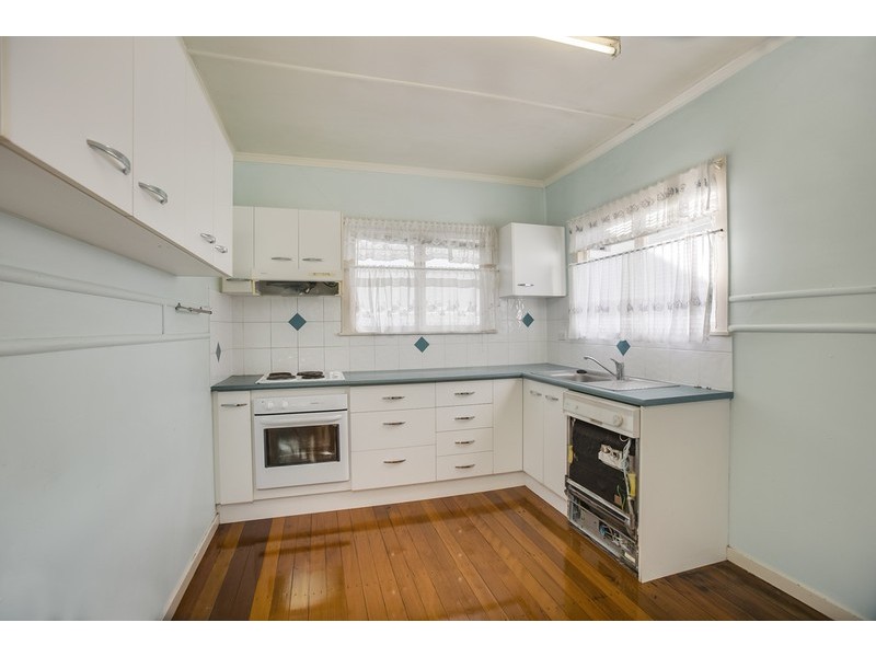 21 Chestnut Street, Wynnum QLD 4178