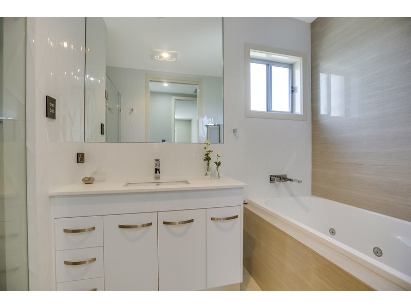 431 Esplanade, Manly QLD 4179