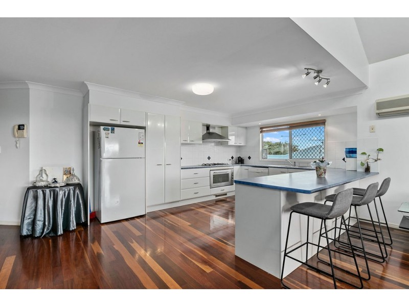 7 DANE COURT, Manly West QLD 4179