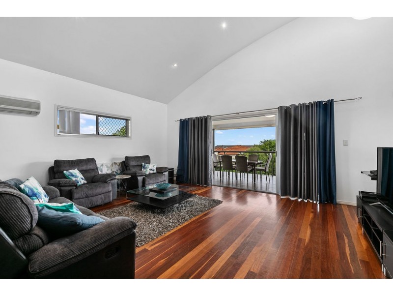 7 DANE COURT, Manly West QLD 4179