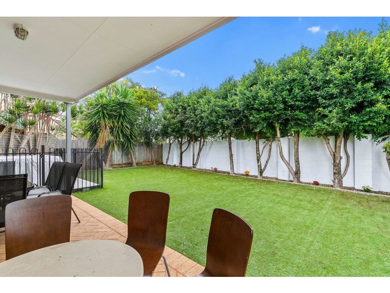 7 DANE COURT, Manly West QLD 4179