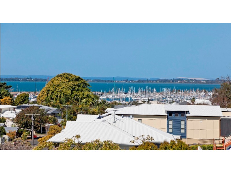83 (79) Melville Terrace, Manly QLD 4179