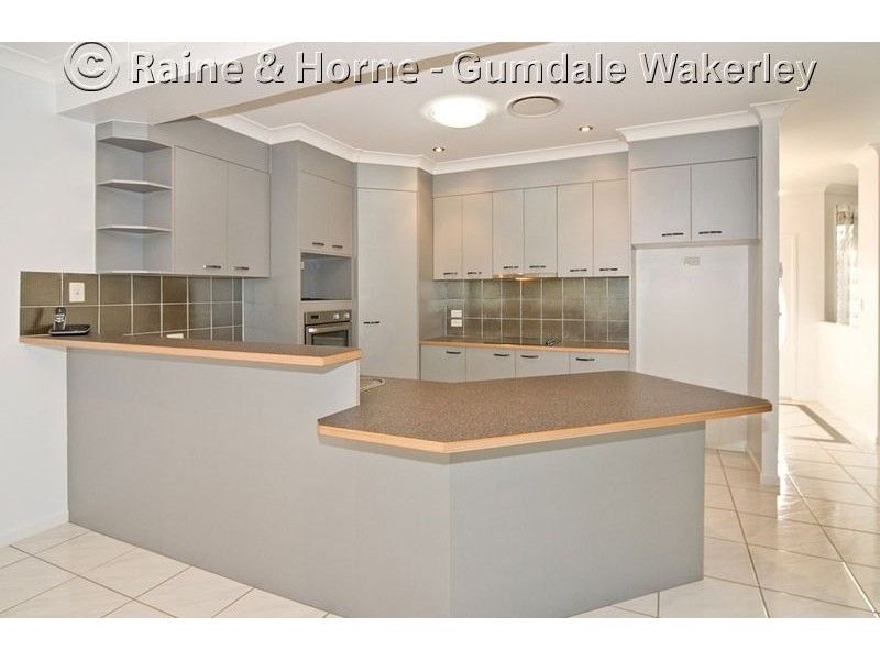 69 Campbell Street, Wakerley QLD 4154