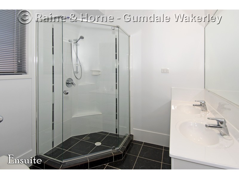 69 Campbell Street, Wakerley QLD 4154