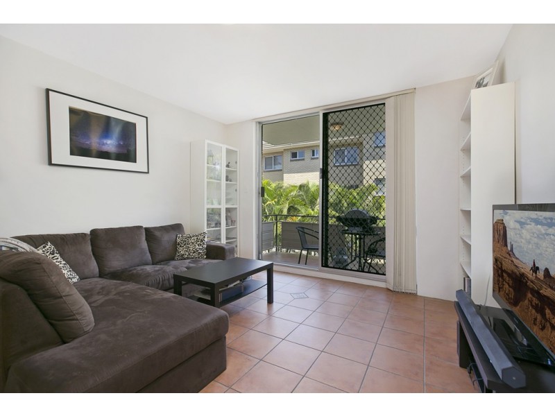 3/75 Jellicoe Street, Coorparoo QLD 4151