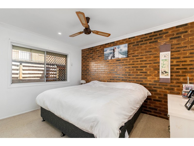 2 / 59 EMSWORTH STREET, Wynnum QLD 4178