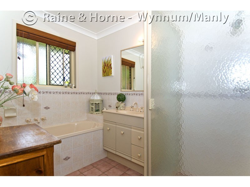 6 Auriga Close, Wynnum QLD 4178