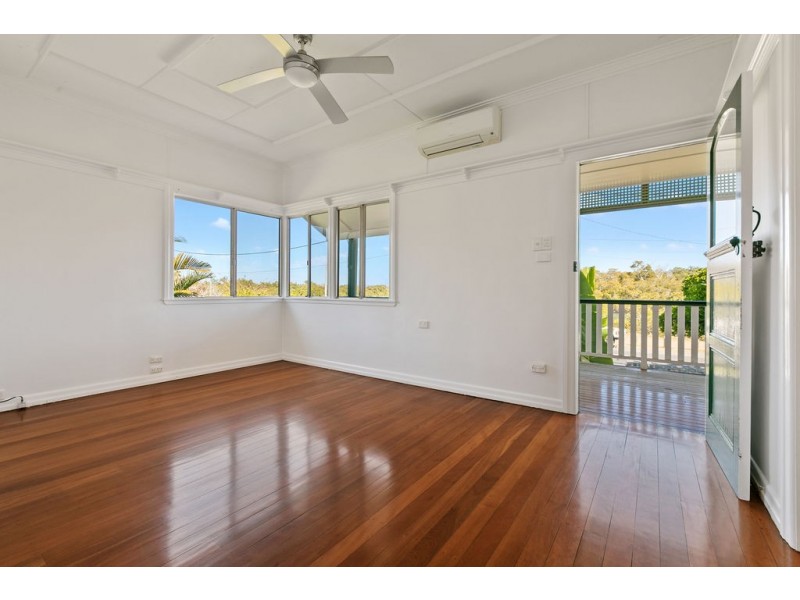 865 ESPLANADE, Lota QLD 4179