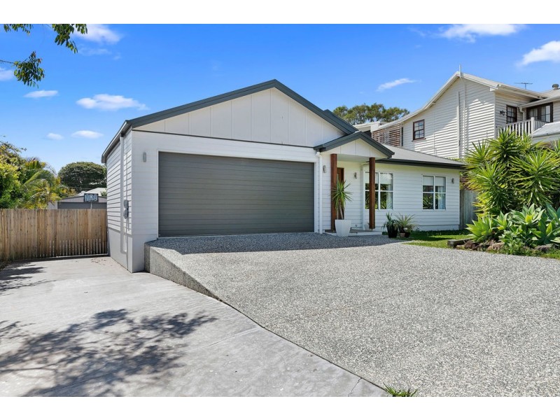 27 PARRAMATTA STREET, Manly QLD 4179