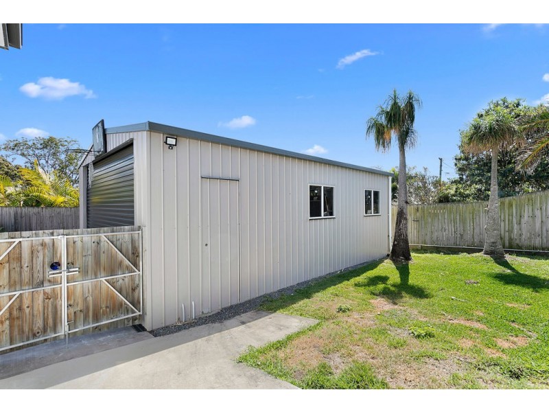 27 PARRAMATTA STREET, Manly QLD 4179