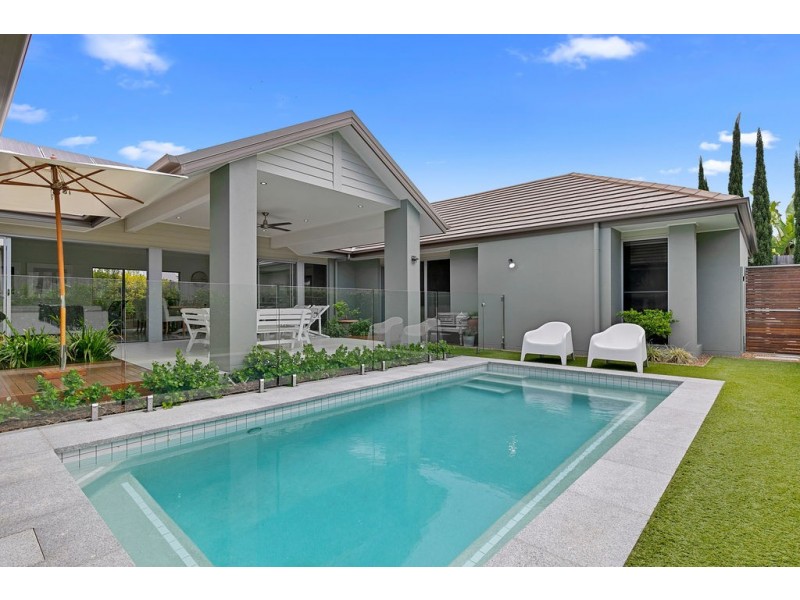 75 WATERVALE PARADE, Wakerley QLD 4154