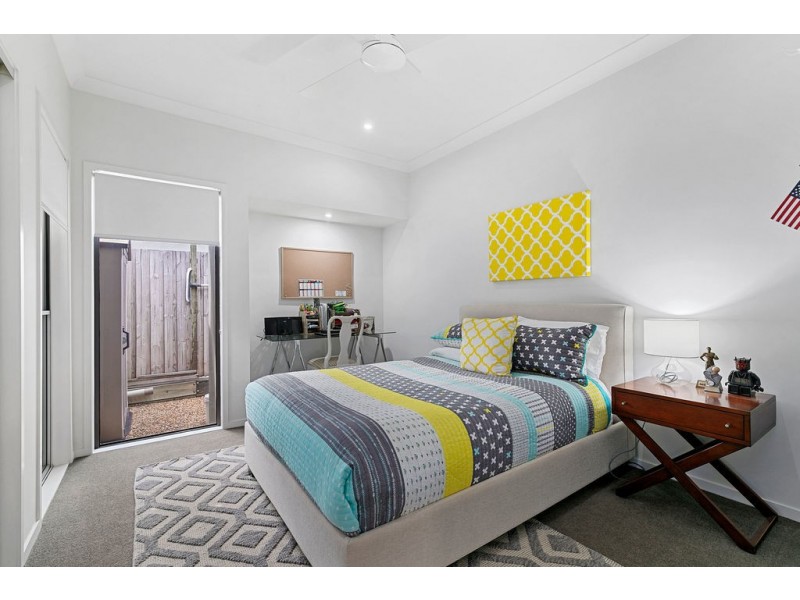 75 WATERVALE PARADE, Wakerley QLD 4154
