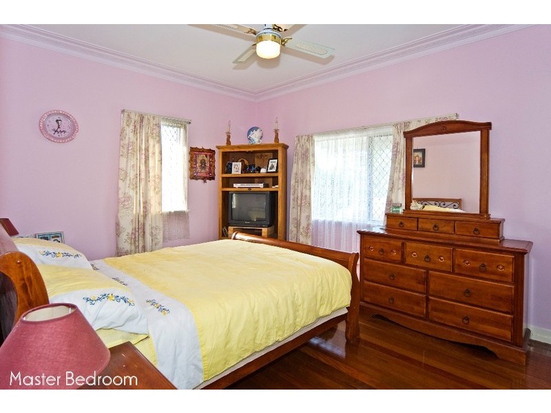 48 Daisy Street, Wynnum QLD 4178