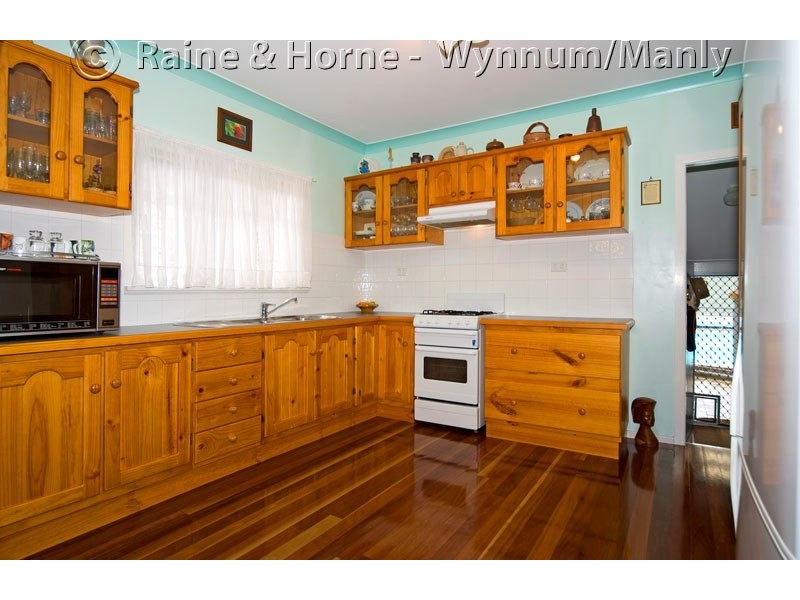 66 Wondall Rd, Manly West QLD 4179
