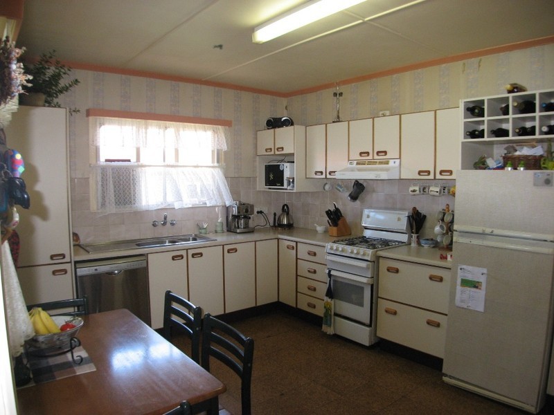 16 Norland Street, Wynnum QLD 4178