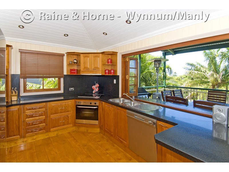 51 Coreen Street, Wynnum QLD 4178