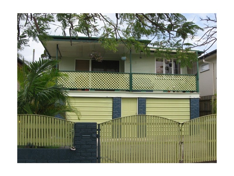 36 Villiers St, Lota QLD 4179