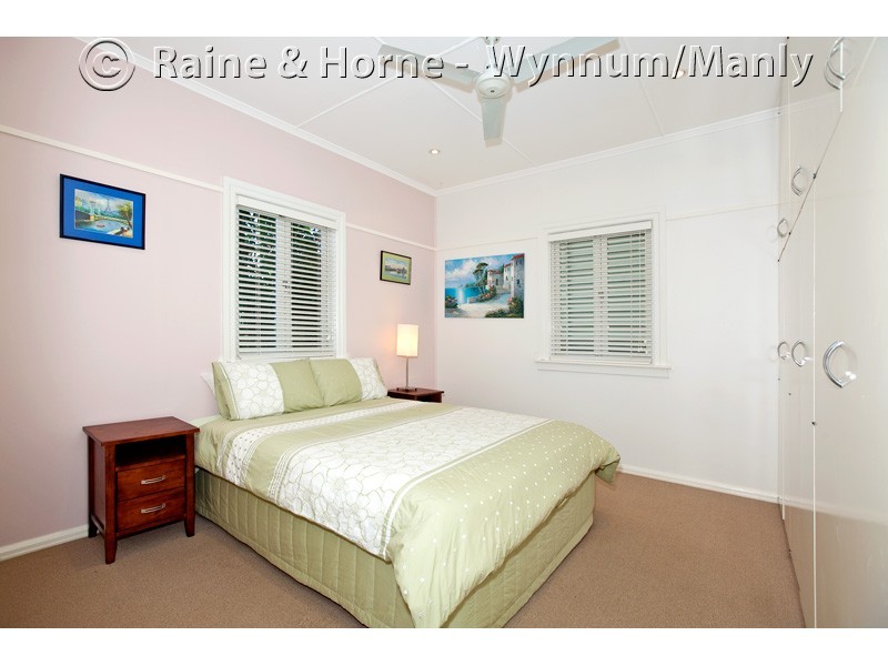 24 Duncan Street, Wynnum QLD 4178
