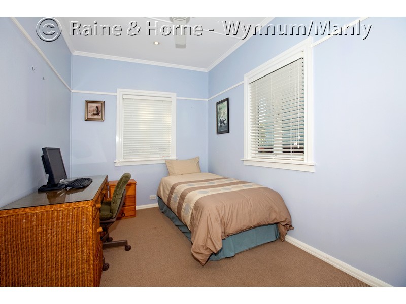 24 Duncan Street, Wynnum QLD 4178