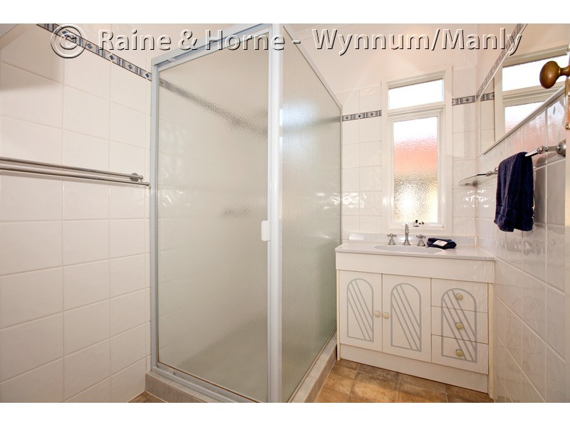 24 Duncan Street, Wynnum QLD 4178