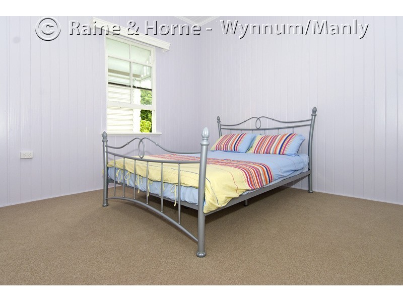 155 Cambridge Pde, Manly QLD 4179