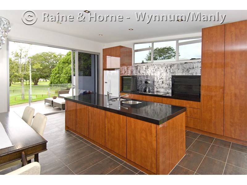 333 Upper Esplanade, Manly QLD 4179