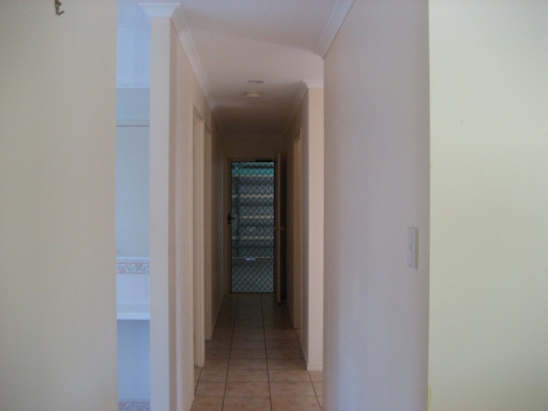 2 Murdock Pl, Wakerley QLD 4154