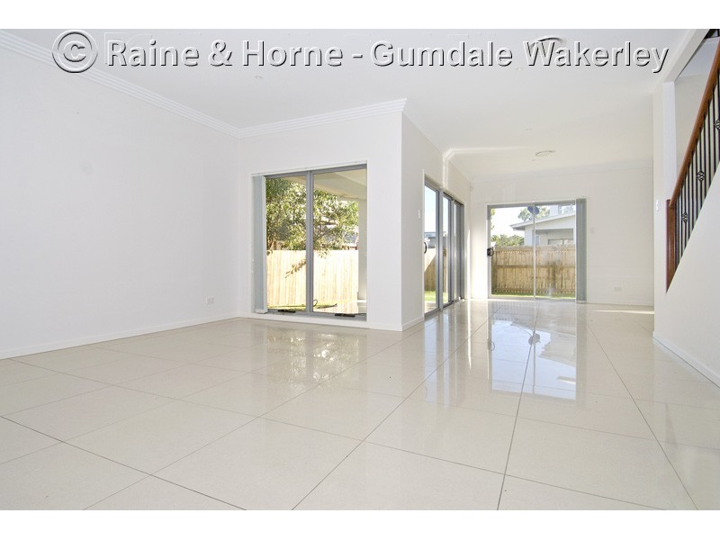 8 Glider Close, Gumdale QLD 4154