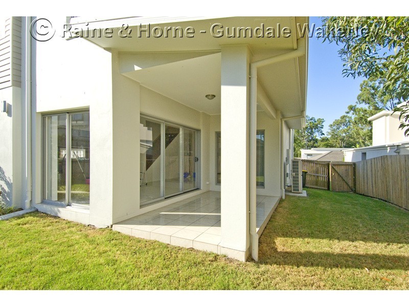 8 Glider Close, Gumdale QLD 4154