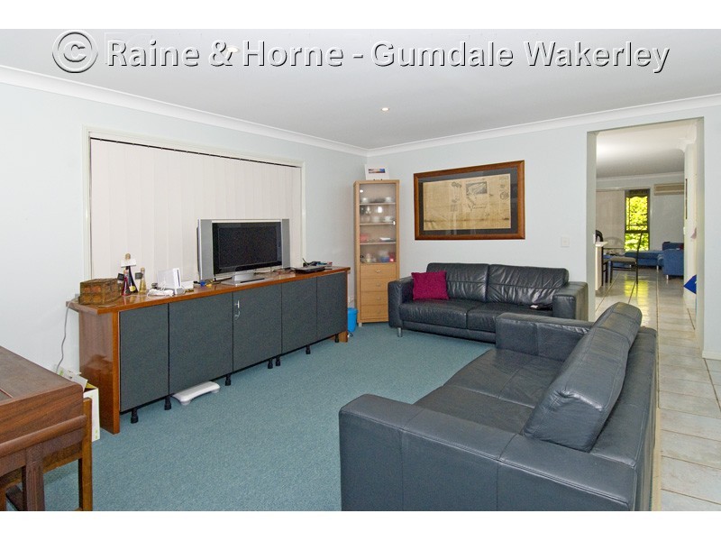10 Murdock Place, Wakerley QLD 4154