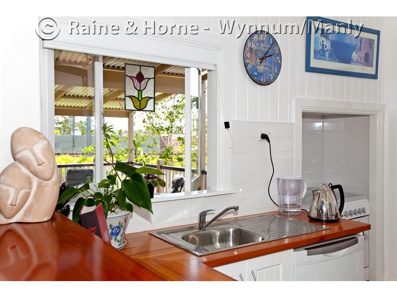 42 Tingal Road, Wynnum QLD 4178